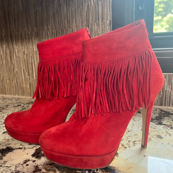 Charles David Red Suede Fringe Heeled Booties Women's size 8 1/2 - Picture 1 of 4